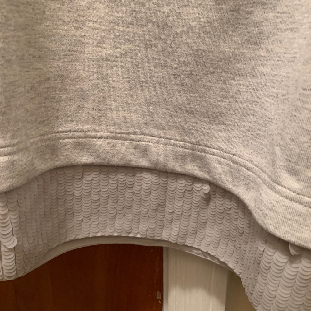 Sweatshirt - Picture 3 of 3